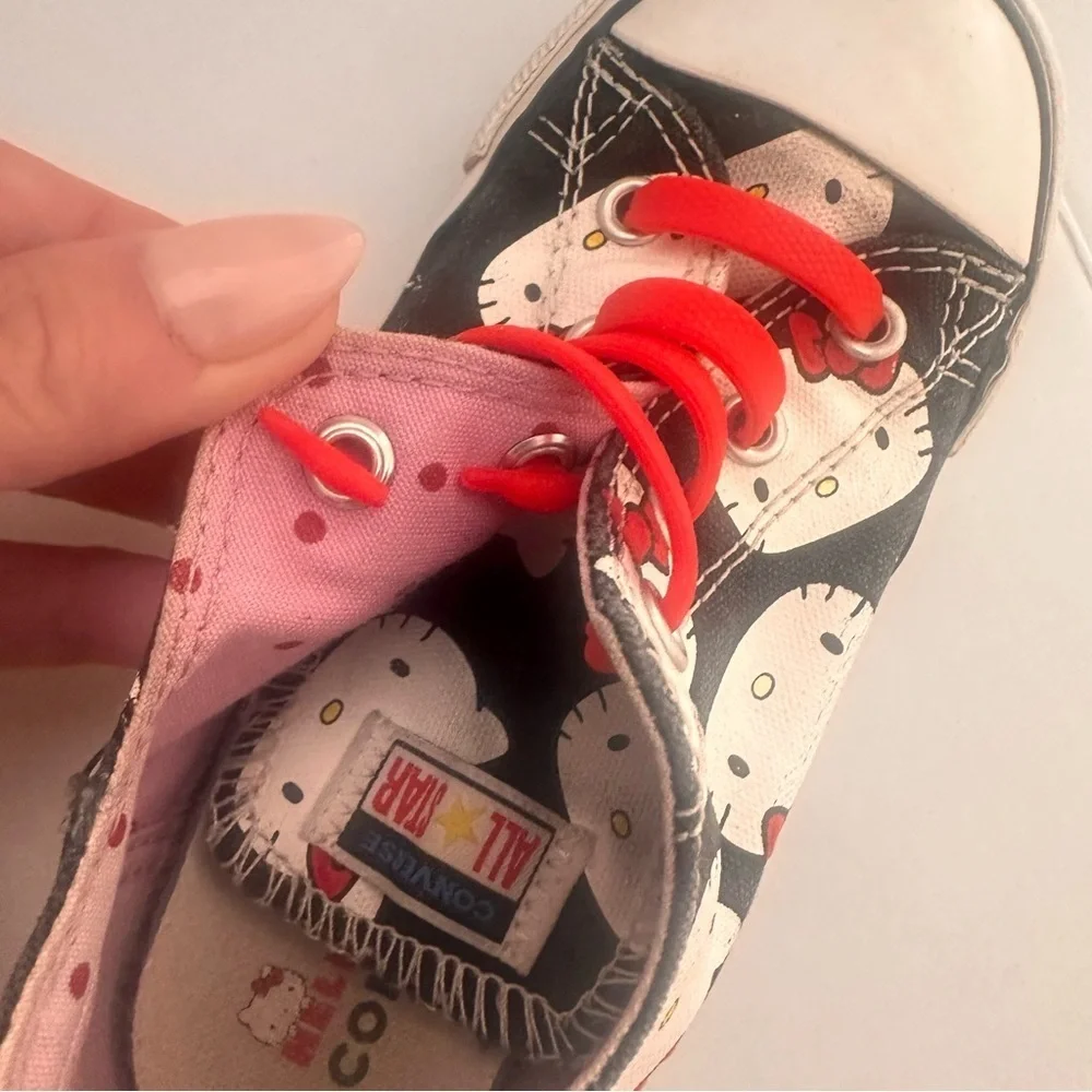 Rare Converse Hello Kitty Chuck Taylor Toddler Black Low Top Sneakers Size 10